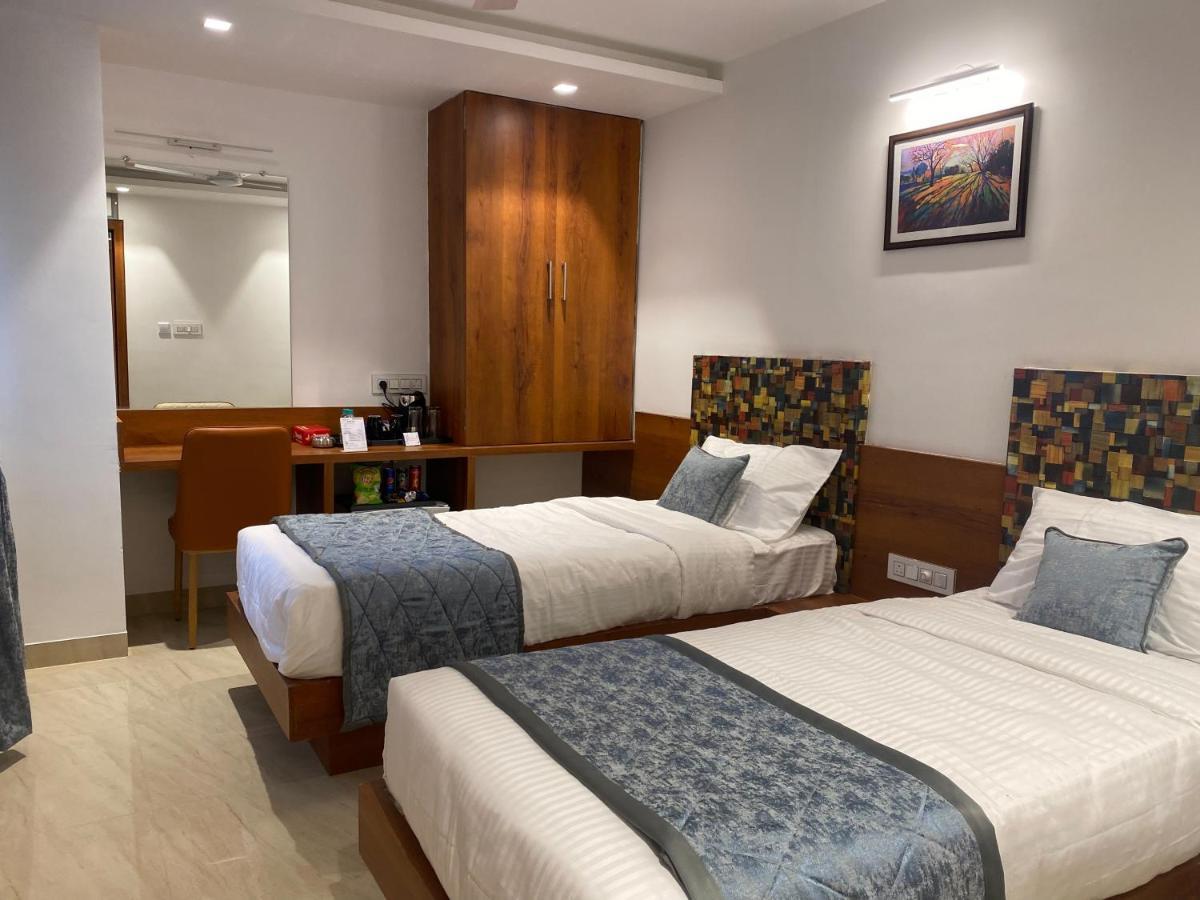 The Urban Hive Hotel Belgaum Exterior foto