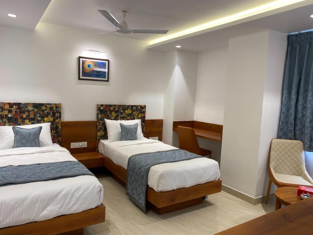 The Urban Hive Hotel Belgaum Exterior foto